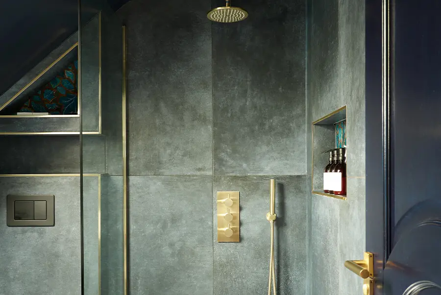 La Cachette Annex Bathroom 1