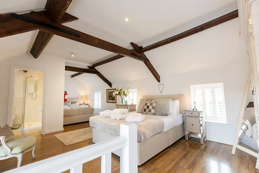 Courtyard Granary Bedroom 6.1