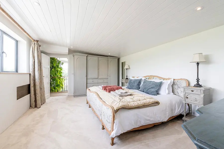 Three Little Pigs Bedroom 1.2