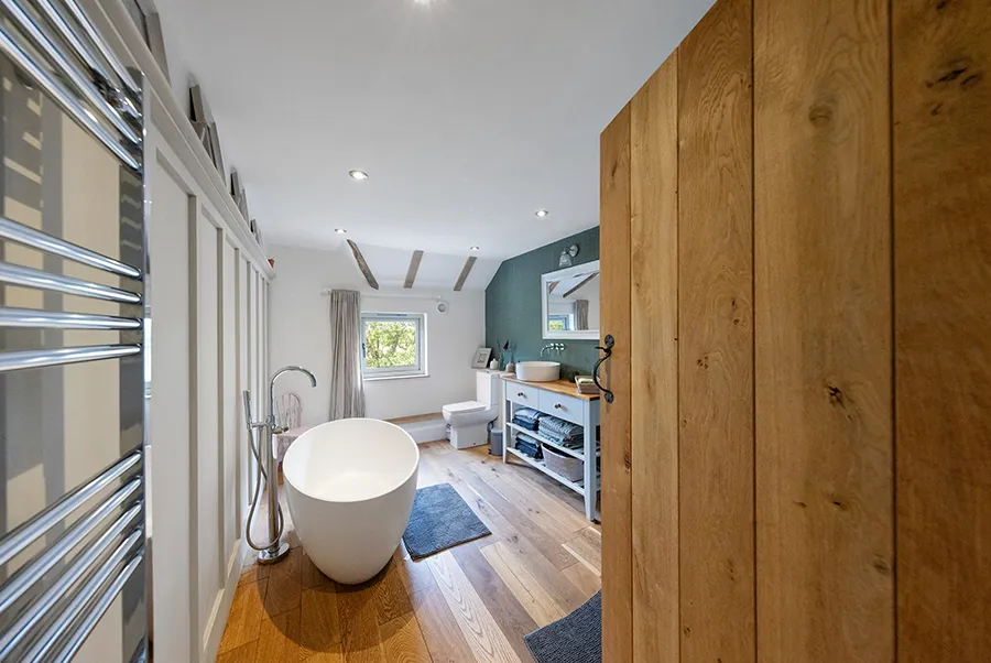 Thistlebrook Retreat Bathroom 2.1