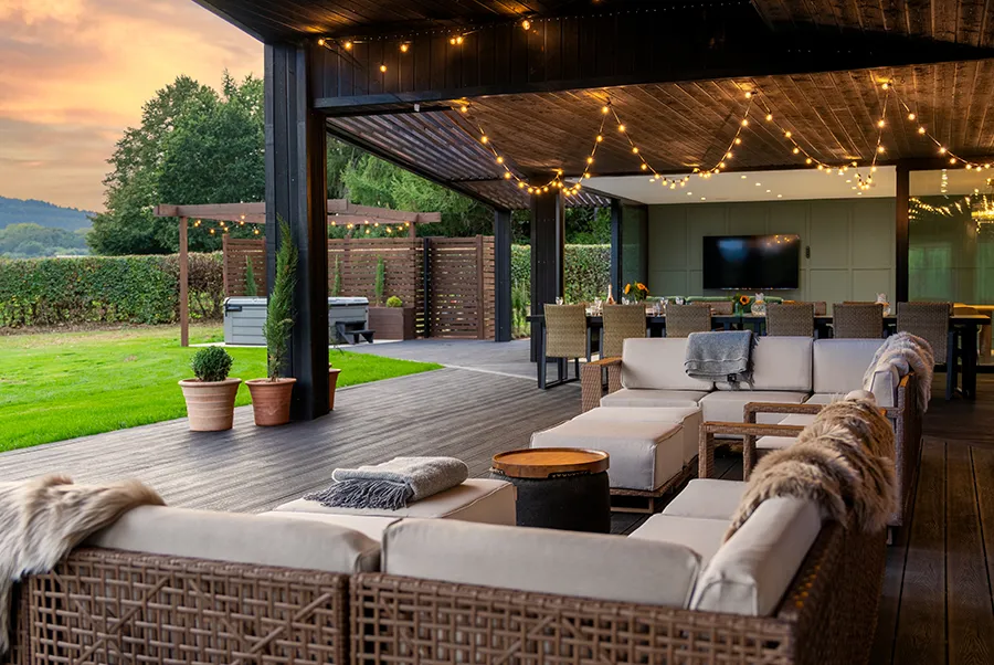 Water's Edge Terrace 5