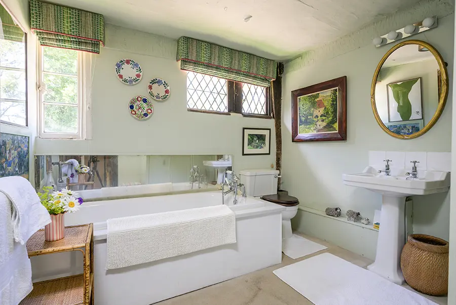 Meadowbank Manor Bathroom 2