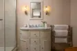Stargaze Manor Bedroom 2 Ensuite 2
