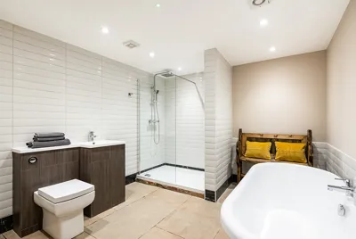 Secret Sherwood Bathroom 1