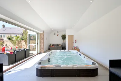 Eastwold Barn Swim Spa Pool 1