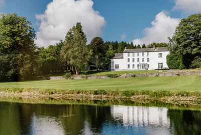 Madoc Manor Exterior 2