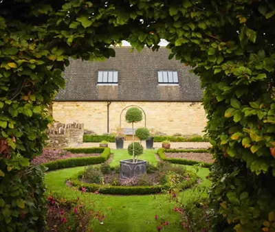 Honeystone Manor Cotswolds