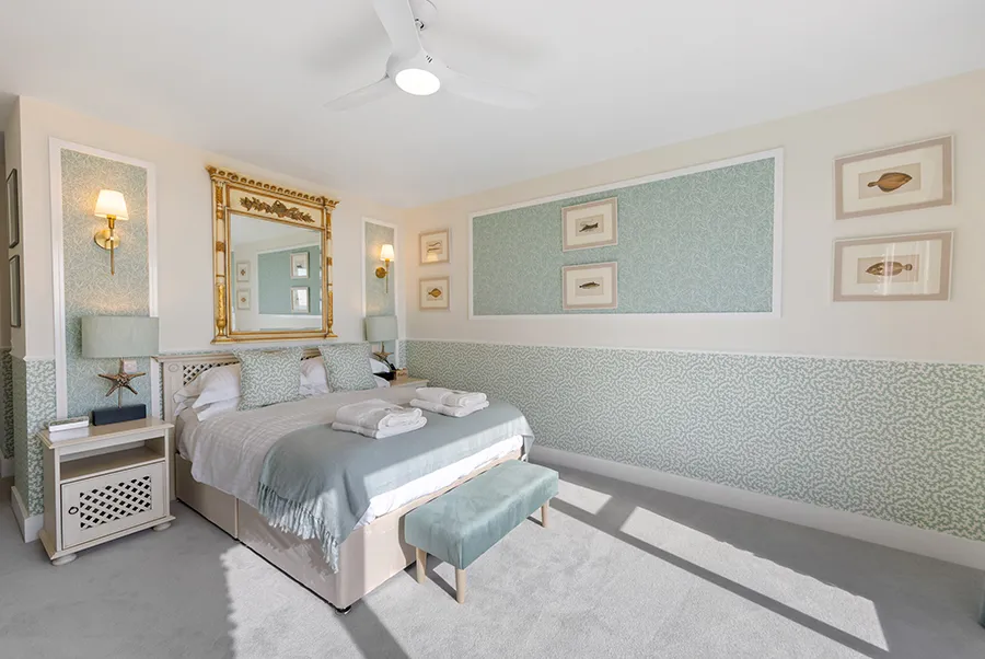 Sea Dragon Urchin Bedroom 3