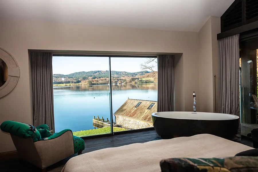 Lake Windermere House Master Suite 2