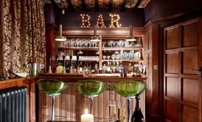 Articles Image Top 6 Bars