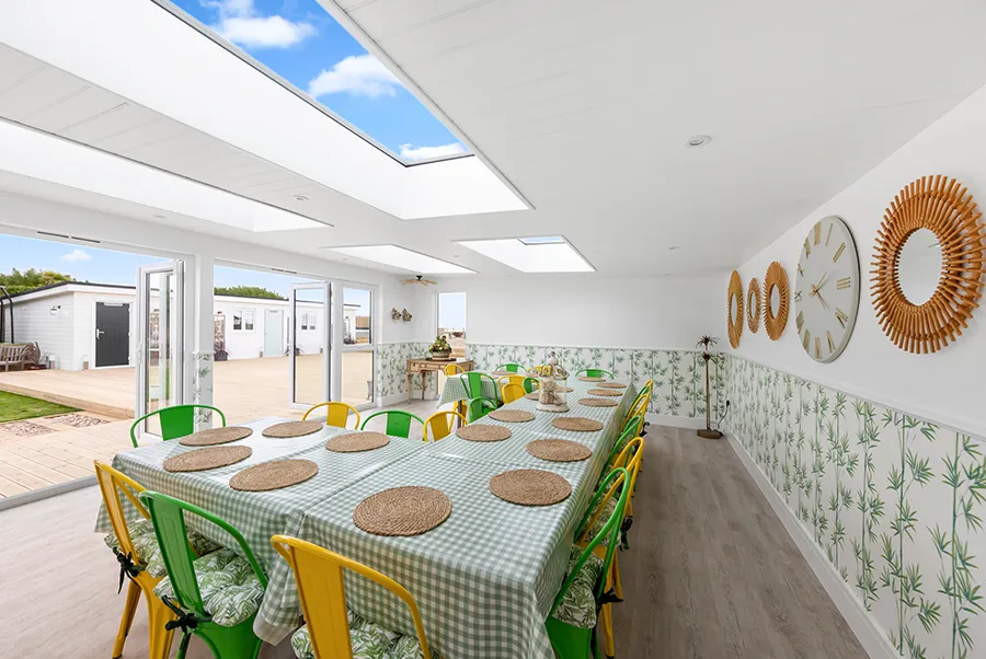 Sea Dragon Garden Room 1