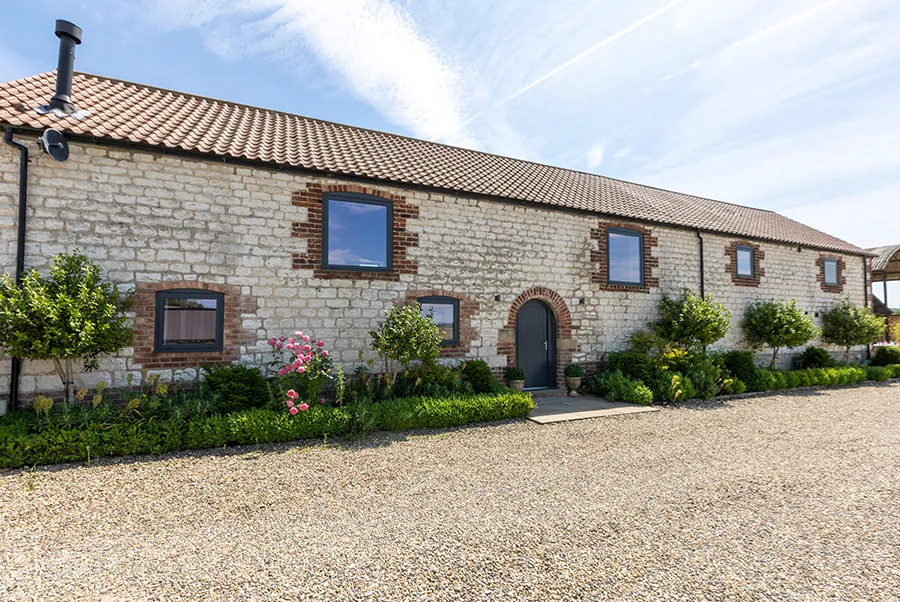 Highvale Barn Exterior 2