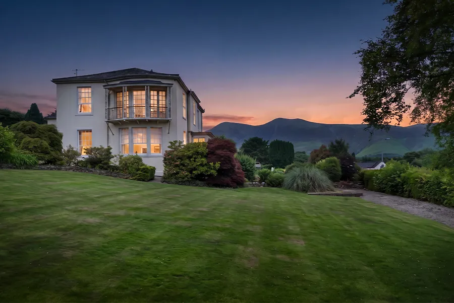 The Georgian Lakehouse Exterior 2