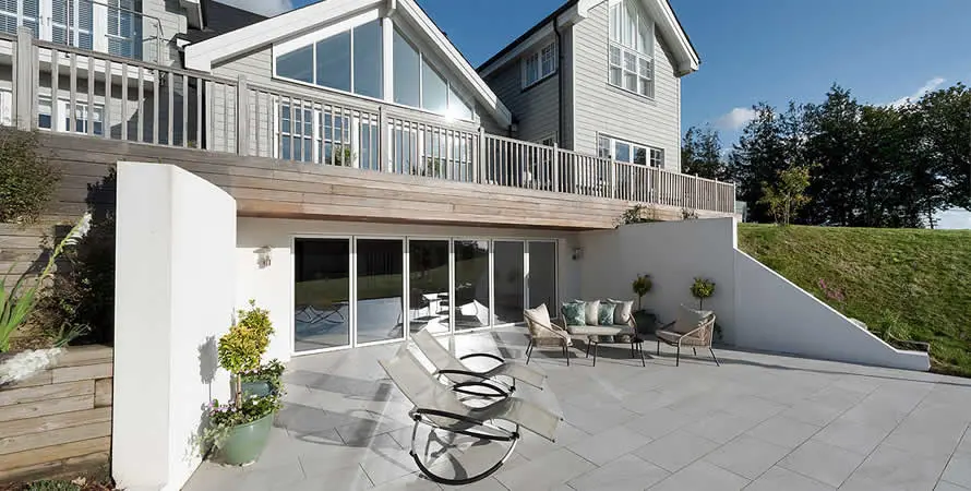Meon House Listing1