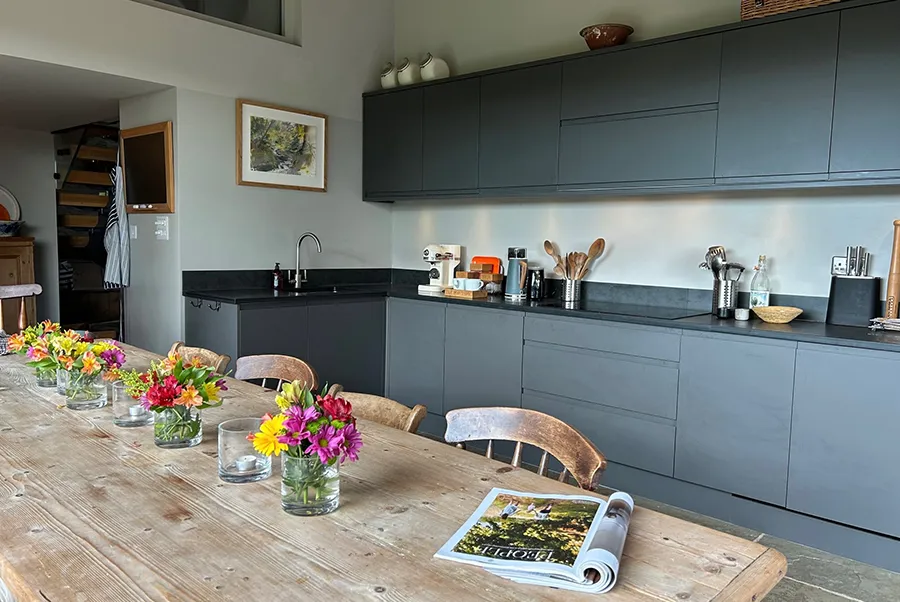 Valency View Kitchen 1