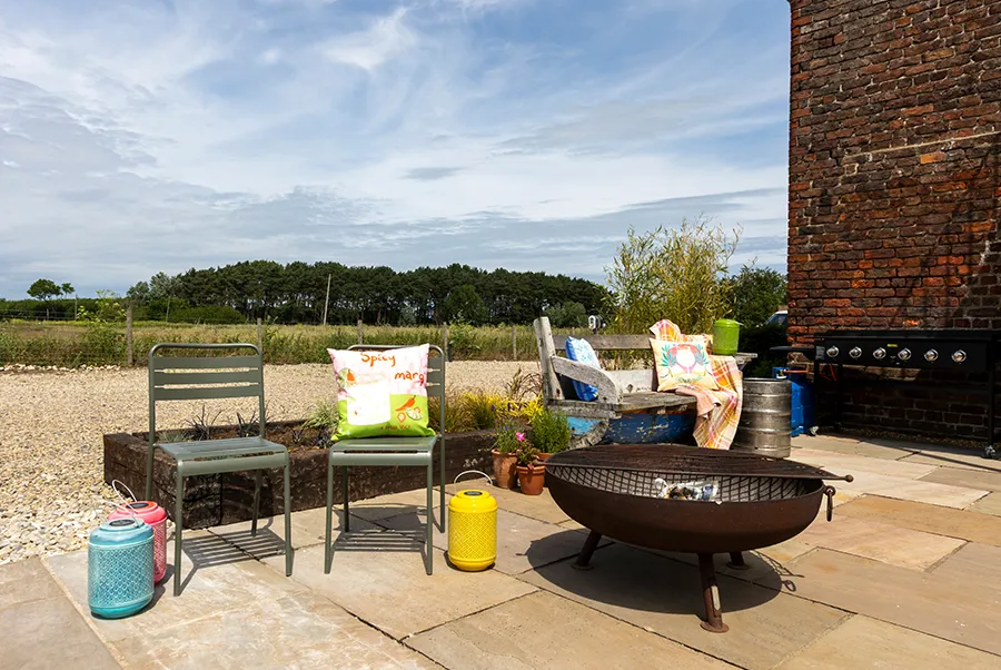 Highvale Barn BBQ & Fire Pit