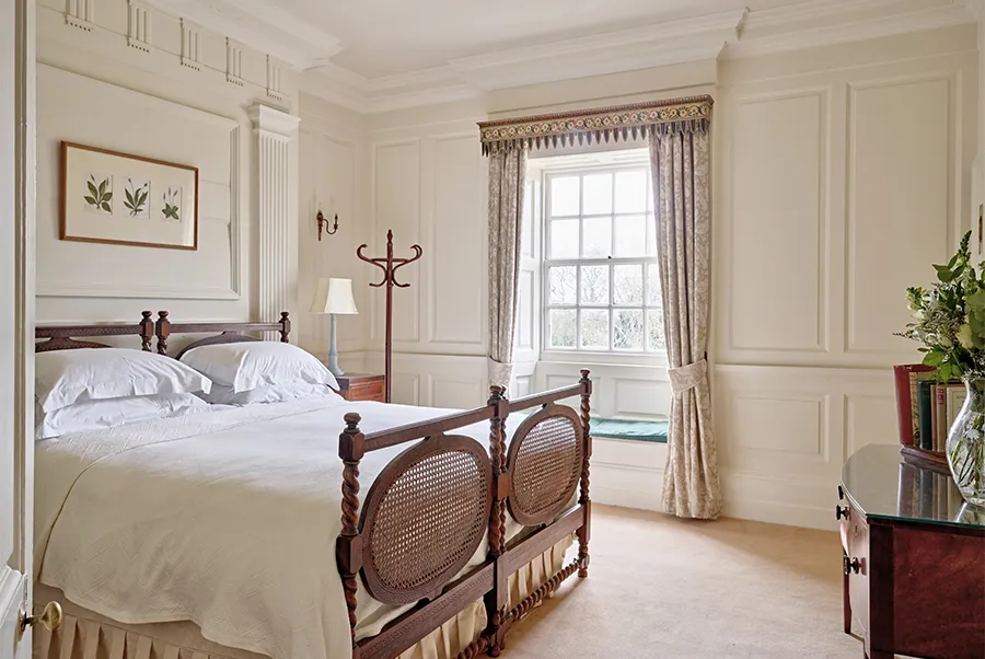 Henriette Wallington Room 1