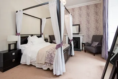 Loch Lomond House Sequoia Bedroom 2