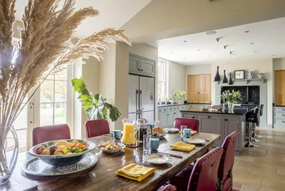 Colnebrook Hall Breakfast Room 1