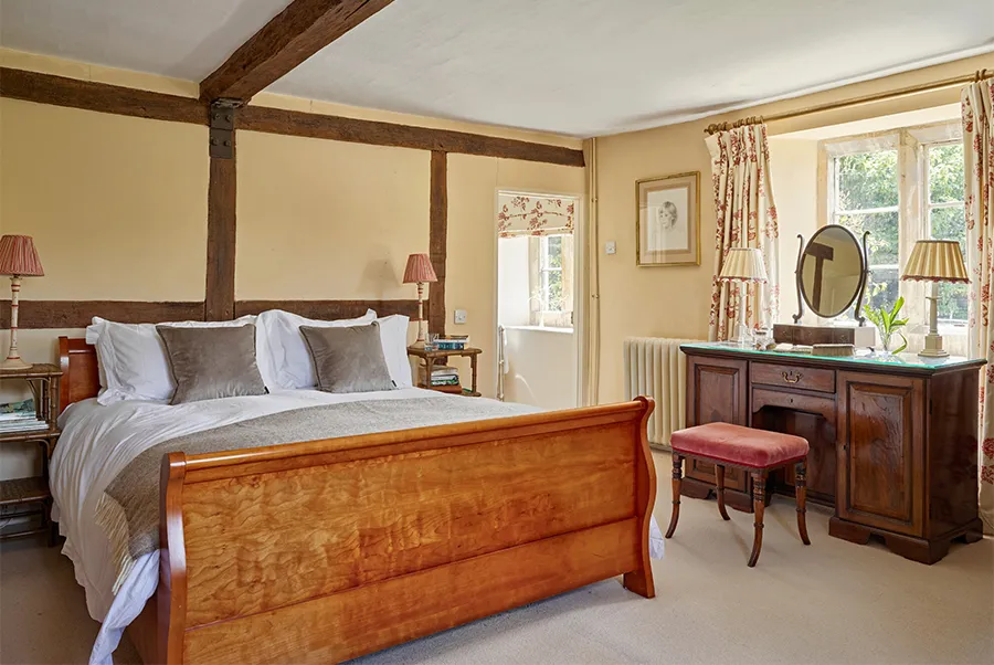 Rose Beech Cottage Bedroom 1.1