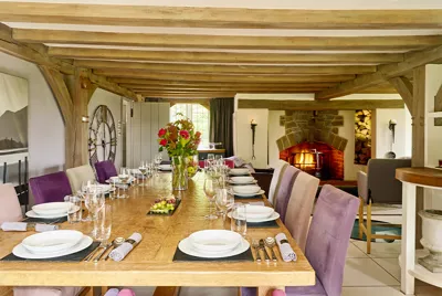 Hearth & Hollow Kitchen Dining Room 5