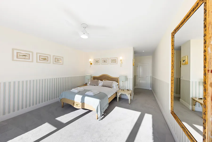 Sea Dragon Whale Bedroom 1