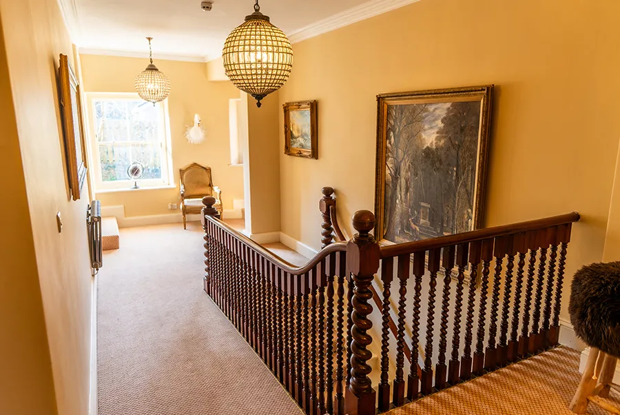 Mendip Manor Landing