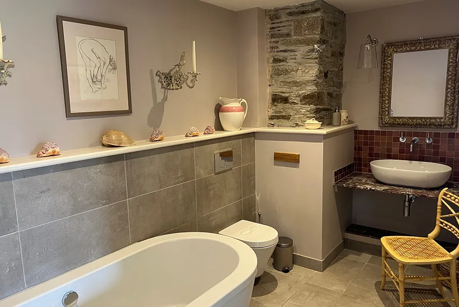 Valency View Peignoir Ensuite