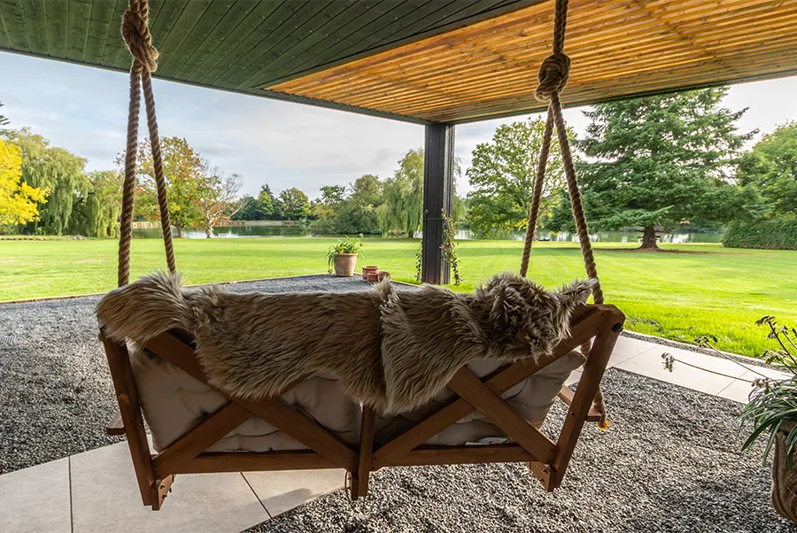 Water's Edge Swing Seat