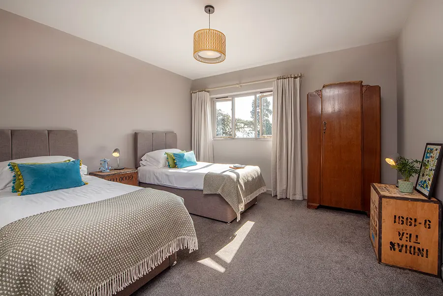 Barley Lodge Bedroom 2