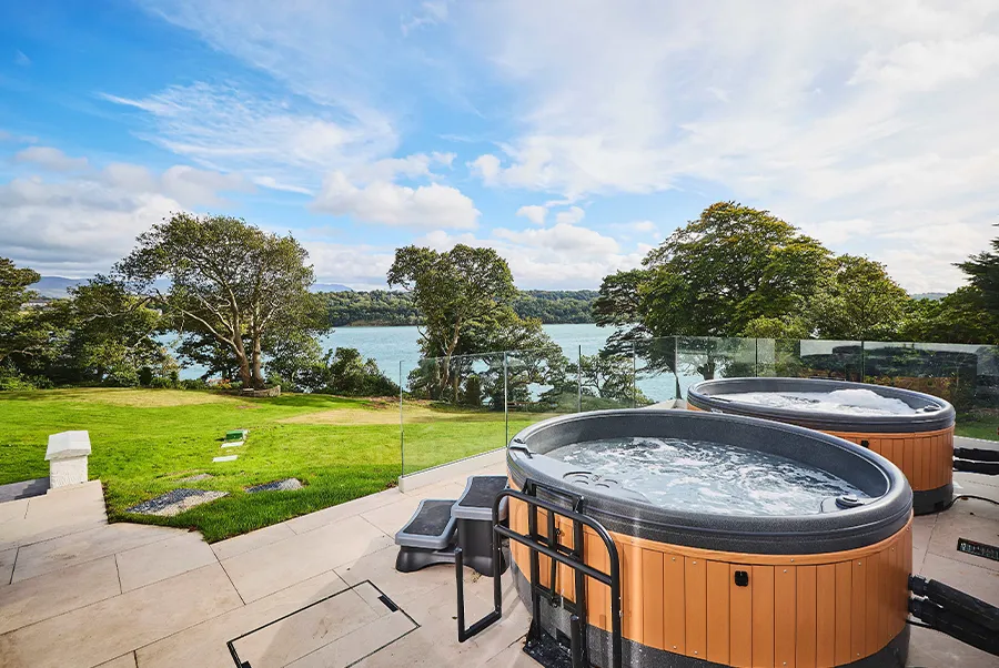 Ty Bryn Hot Tubs
