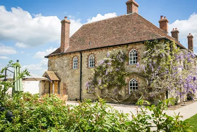 Baillie Hall Gardens