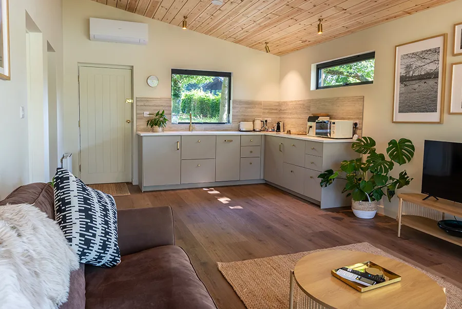 Water's Edge Cabin Kitchen 1