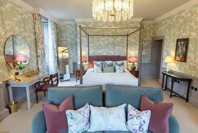 Heathcote Manor Bridle Suite 1