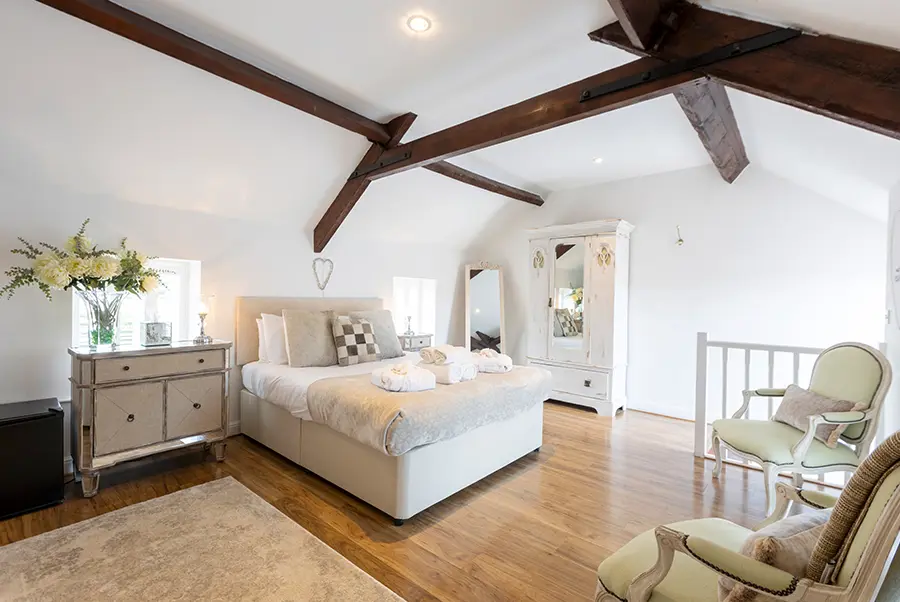 Courtyard Granary Bedroom 6.3