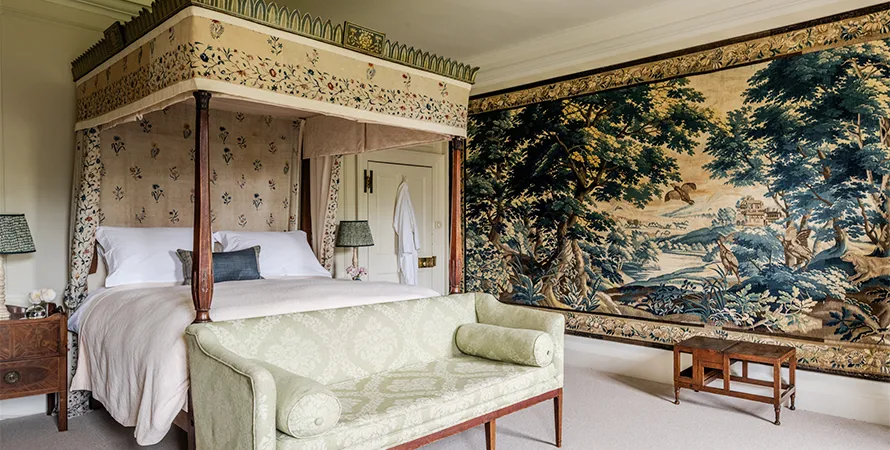 Henriette Tapestry Room 2