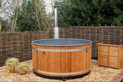 Merbach Hill House Hot Tub