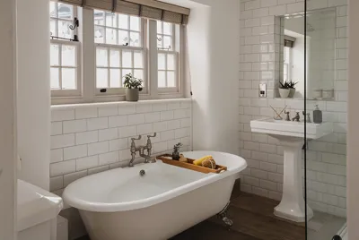 Seagreen House Shared Bathroom 1
