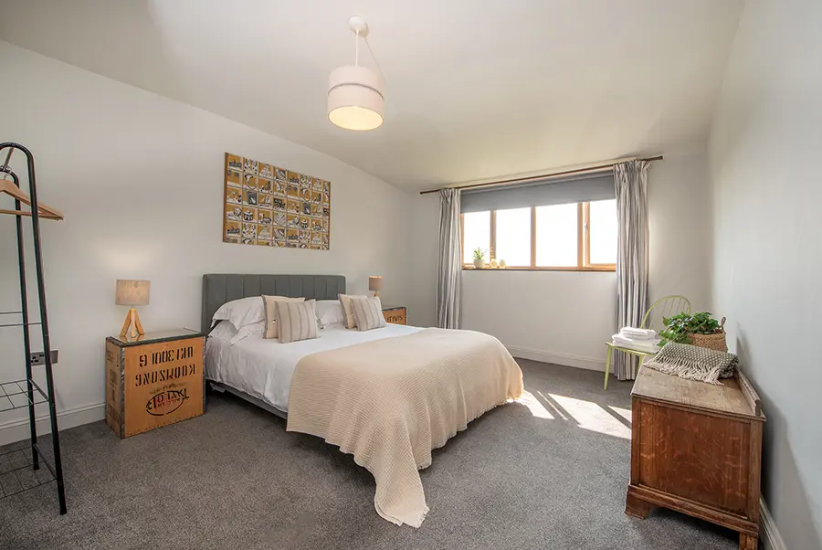 Apple Cabin Bedroom 4