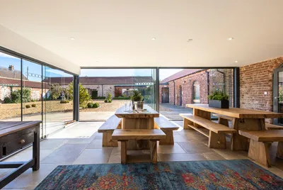 Highvale Barn Pergola 1