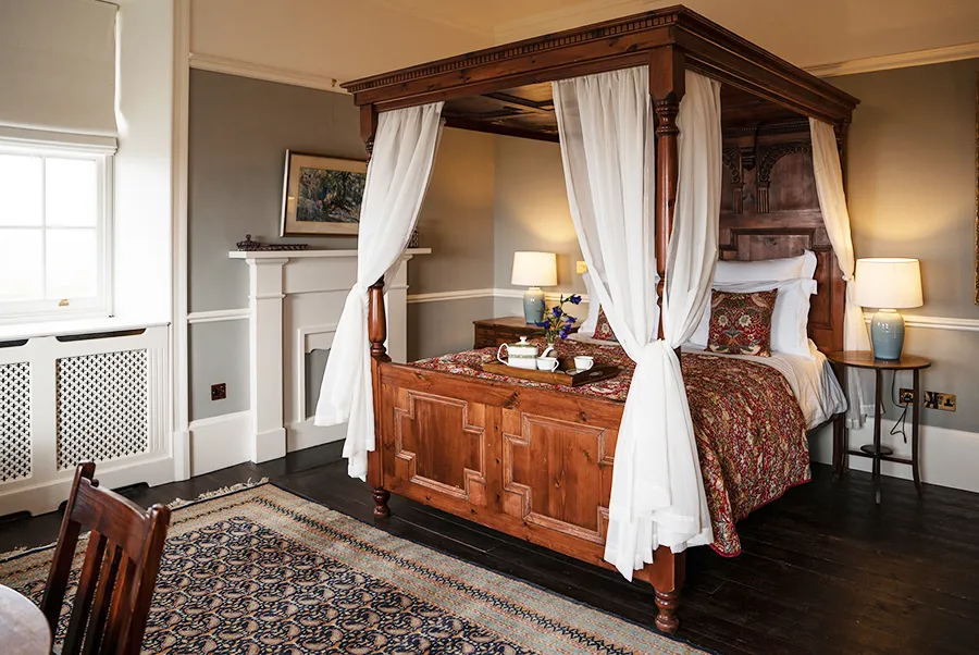 Highlands House Bushta Bedroom
