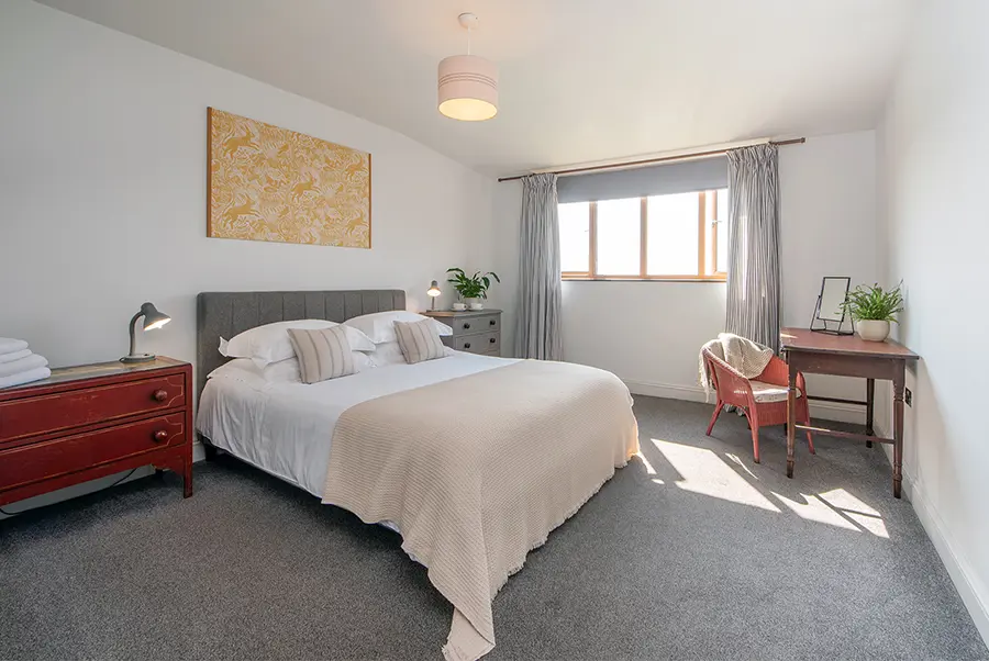 Apple Cabin Bedroom 5