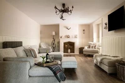 Stargaze Manor Lounge 1