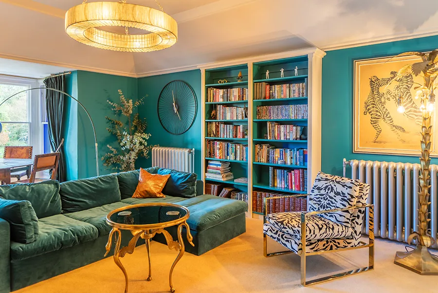 Mendip Manor Green Lounge 2