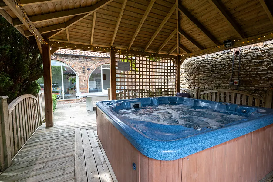 Woldfoot Farm Hot Tub 1
