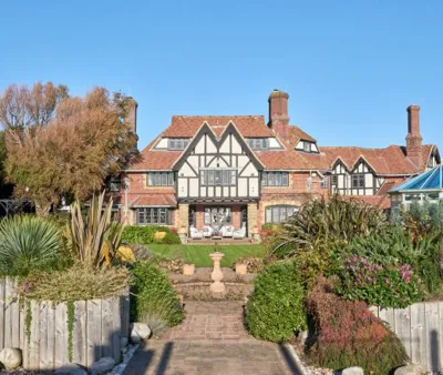 Beach Manor Grid