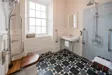 Highlands House Accessible Bathroom