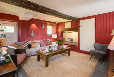 Meadowbank Manor Snug 1