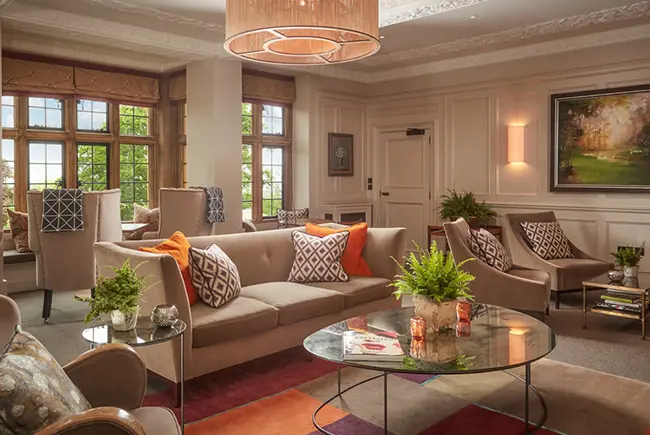 Bibsworth Manor Living Room