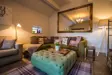44 Cottage Lounge